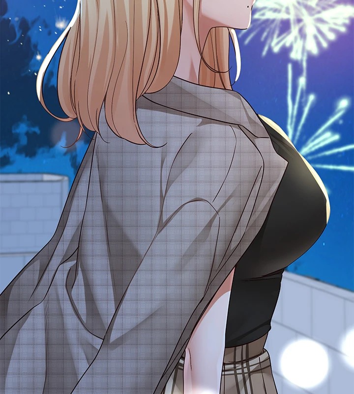 社团学姊第206話-江郁涵，主人，歡迎回來&hellip;